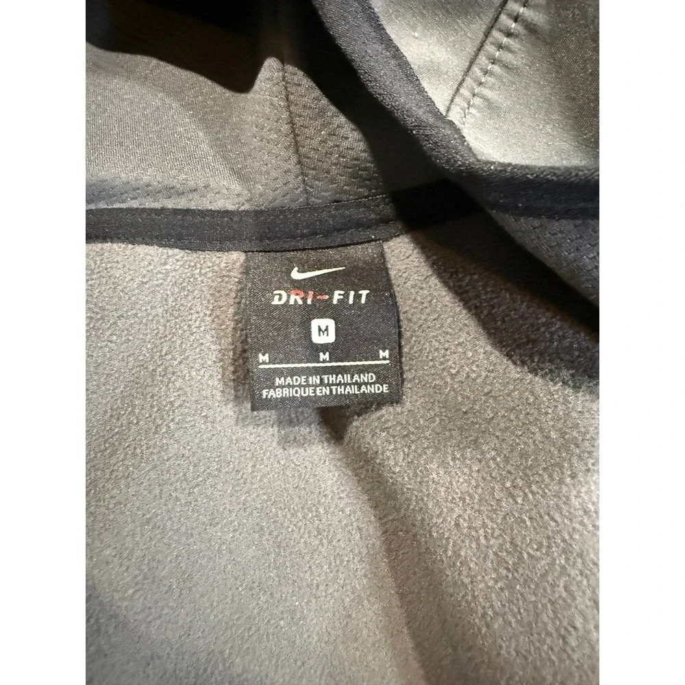 Nike Protect Shield UCONN Huskies Dri FIT Hooded Parka Jacket Gray‎ Men's Med